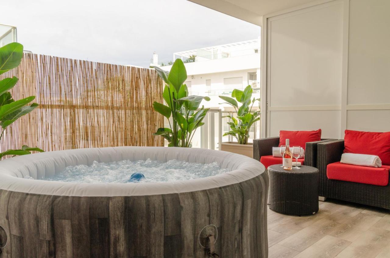 דירות פולינאנו א מארה Apulialux Polignano High Class / Jacuzzi + Parking מראה חיצוני תמונה