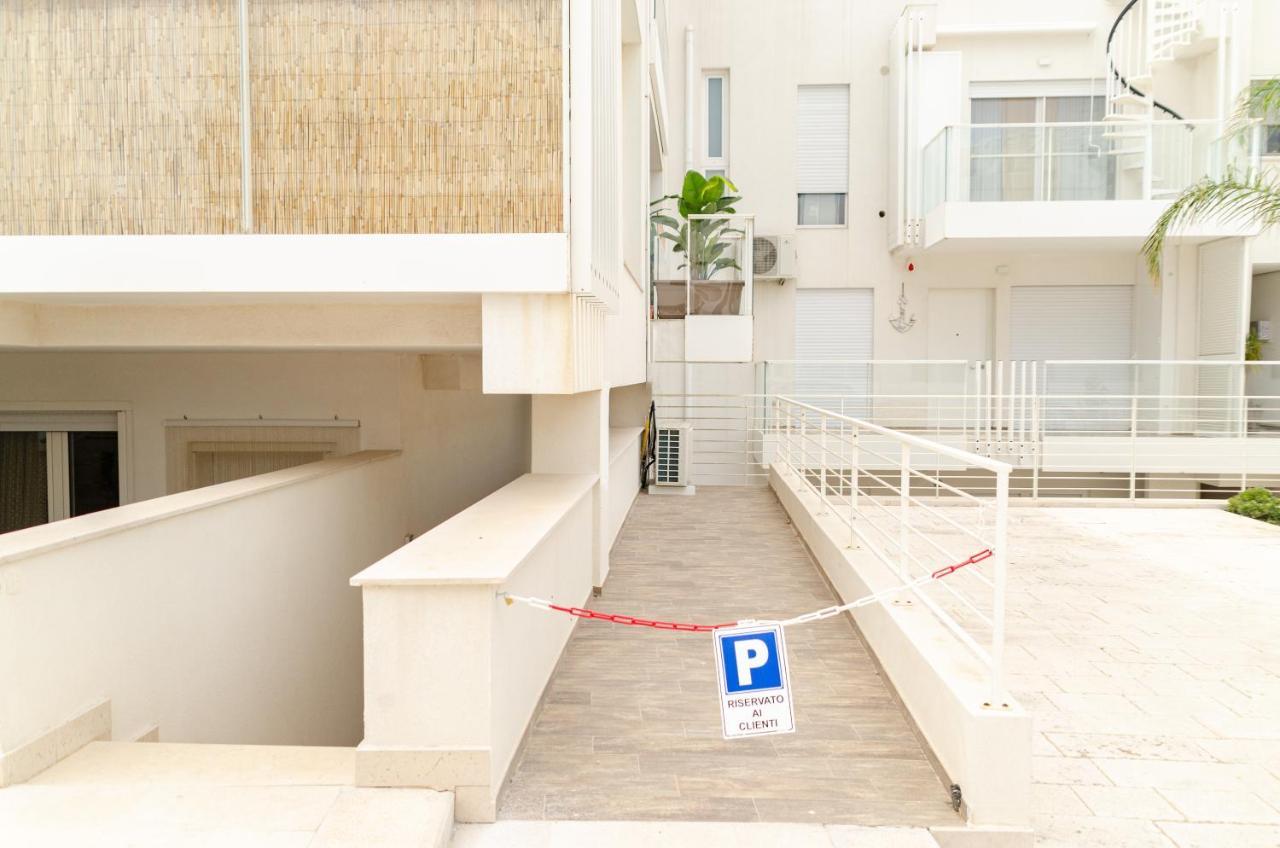 דירות פולינאנו א מארה Apulialux Polignano High Class / Jacuzzi + Parking מראה חיצוני תמונה
